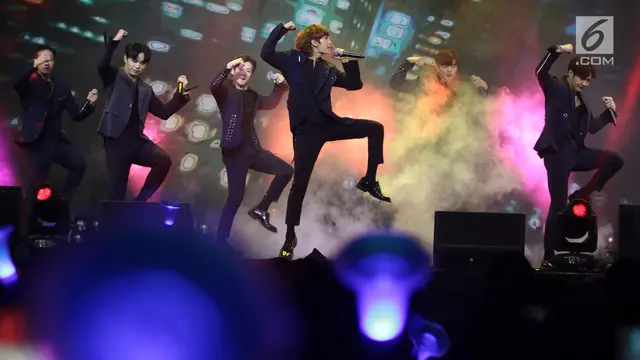 Aksi Panggung Boy Band BTOB Pikau Para Melody Indonesia