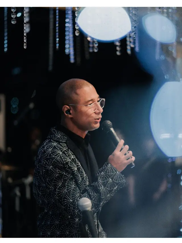 17 Tahun Berkarier Di Musik, Ini 6 Potret Terbaru Marcell Siahaan