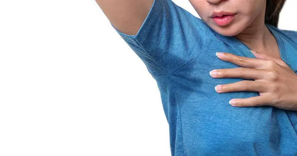 Pakai Apa Biar Ketiak Tidak Basah? 5 Hal Ini Bisa Jadi Jawabannya!