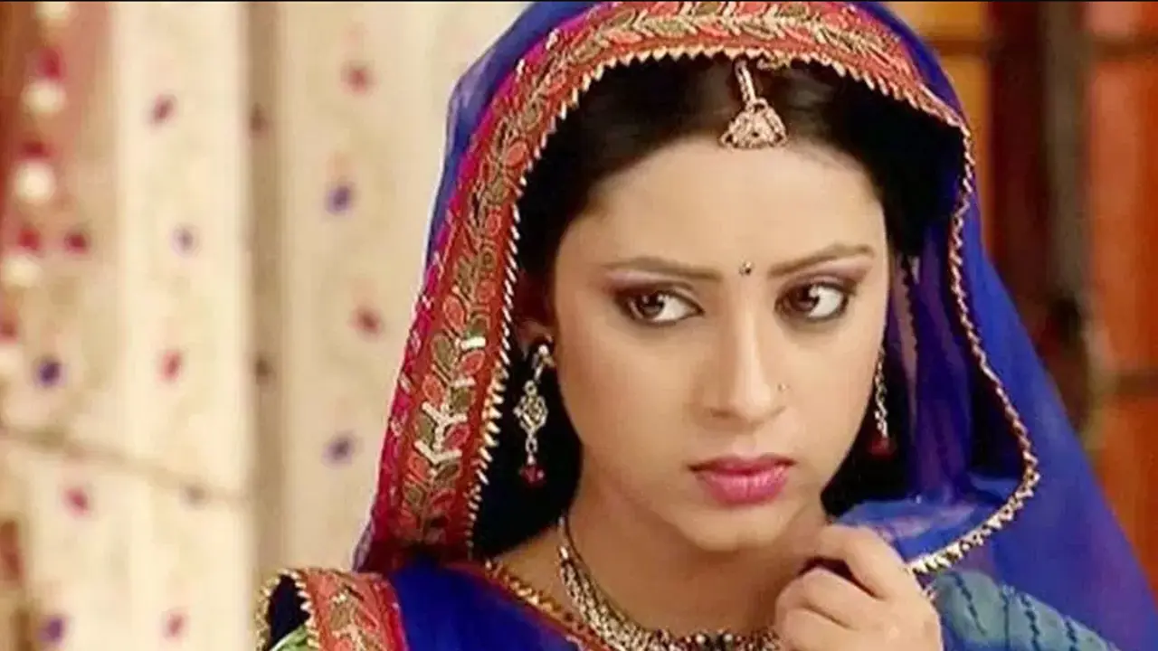 [Bintang] Pratyusha Banerjee