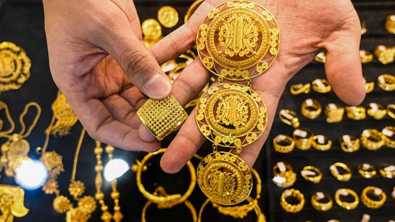 FOTO: Harga Emas Awal 2026 Cetak Rekor Tertinggi