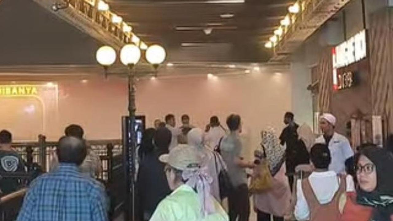 Asap Tebal Muncul dari Restoran di Mal Grand Indonesia, 13 Mobil Damkar Dikerahkan