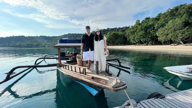 Caca Tengker Liburan Bareng Suami