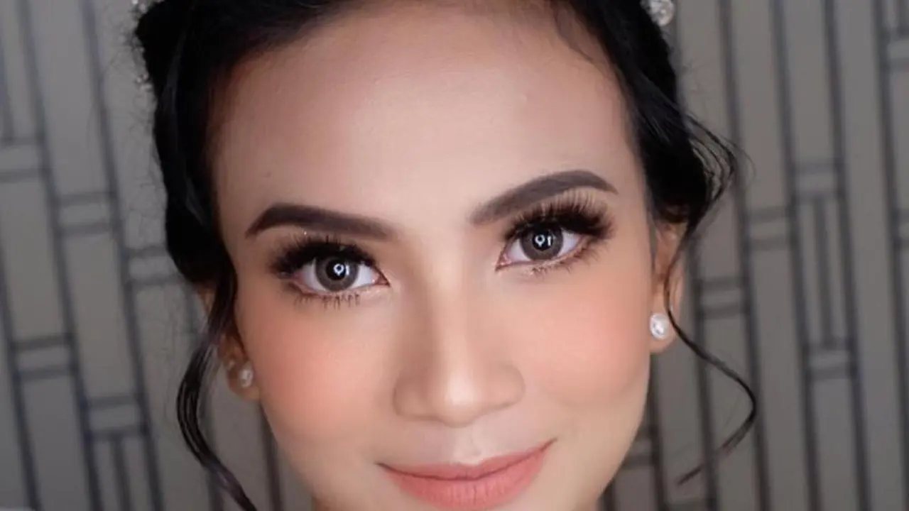Vanessa Angel dalam kenangan.