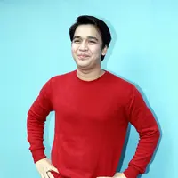 Belakangan beredar kabar bahwa hubungan asmara Syahnaz Sadiqah dan Juan Christian berakhir. Billy Syahputra ikut bicara dengan kabar itu. (Deki Prayoga/Bintang.com)