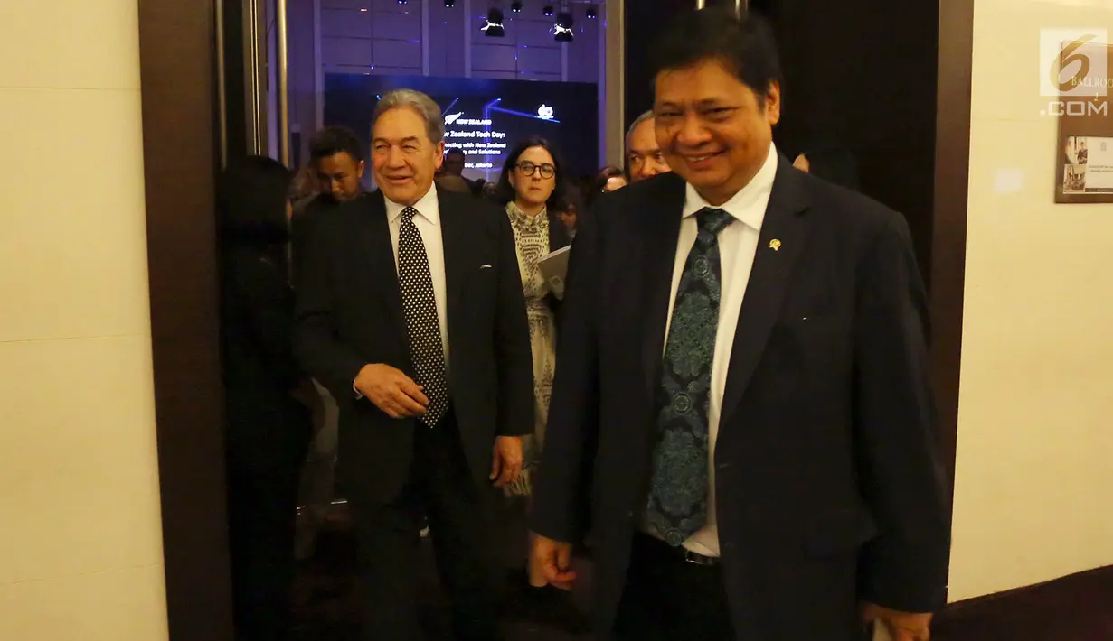 Menteri Perindustrian RI, Airlangga Hartarto dan Wakil PM sekaligus Menlu Selandia Baru, Winston Peters usai menghadiri New Zealand Tech Day 2018, Jakarta (4/10). New Zealand Tech Day menghadirkan lima perusahaan terbaik Selandia Baru. (Foto:Istimewa)