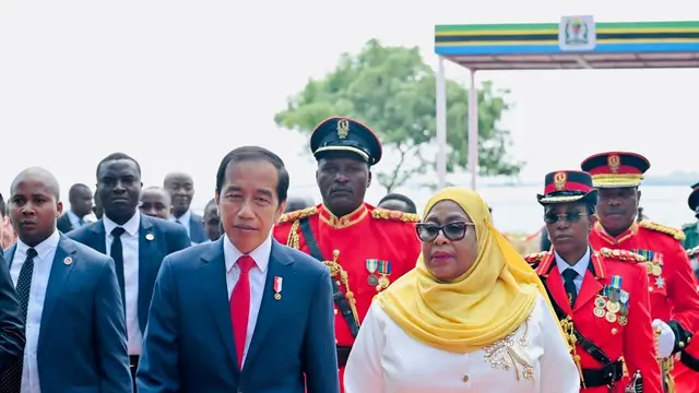 Presiden Joko Widodo bertemu dengan Presiden Republik Persatuan Tanzania Samia Suluhu Hassan (KBRI Dar Es Salaam).