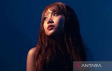 Ghea Indrawari Rilis Single '1000x', Ajak Pendengar Refleksikan Cinta Tanpa Membandingkan
