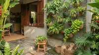 5 Ide Kebun Vertikal dari Tali Rafia untuk Lahan Sempit yang Kreatif dan Hemat