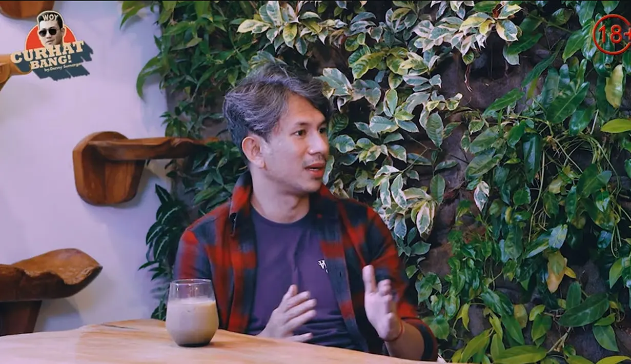 [Youtube/CURHAT BANG Denny Sumargo]