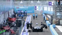 Suasana sirkuit jelang balapan di Jakarta International e-Prix Circuit (Jakarta E-Prix), Ancol pada Jumat (4/6/2022). (Bola.com/M Iqbal Ichsan)