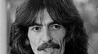 28-2-1972: George Harrison dan Istrinya Kecelakaan Mobil
