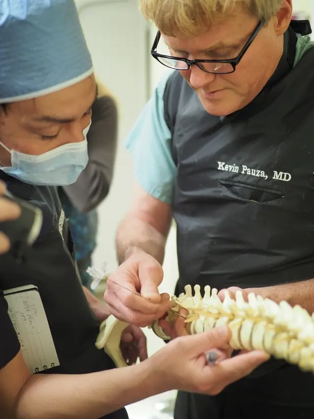 Nyeri tulang belakang/dok. Dr. Kevin Pauza