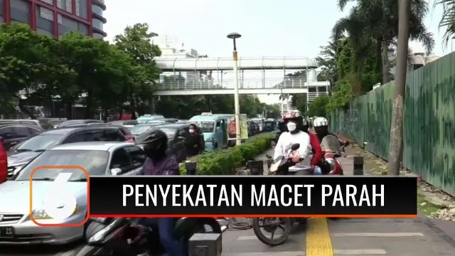 VIDEO: Penyekatan di Berbagai Daerah Macet Parah, Sejumlah Kendaraan Langgar Aturan Lalu Lintas