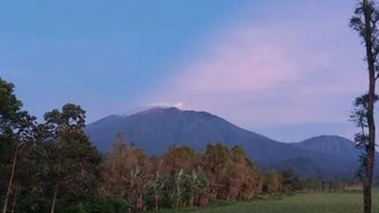 Penampakan secara visual Gunung Raung (Istimewa)