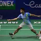 Ganda campuran terbaik Indonesia, Praveen Jordan/Melati Daeva Oktavianti urung tampil di babak 16 Besar Turnamen Bulu Tangkis East Ventures Indonesia Open 2022 di Istora Senayan, Jakarta, Kamis (16/6/2022). Unggulan ke-5 tersebut memberikan kemenangan cuma-cuma kepada lawannya asal Malaysia, Chen Tang Jie/Valeree Siow akibat saraf kejepit Praveen Jordan kambuh. (Bola.com/Bagaskara Lazuardi)