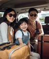 Perjalanan panjang di dalam mobil juga kerap membuat anak cepat merasa bosan atau suasana menjadi terlalu sunyi. Karena itu, memilih permainan yang tepat bisa menjadi kunci agar road trip tetap seru dan menyenangkan untuk seluruh anggota keluarga. [Dok/freepik.com]