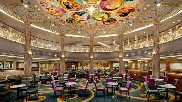 Town Square di Disney Cruise Adventure Singapura, Dok. Disney Cruise