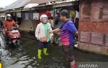 PKK Banjarmasin Salurkan Obat dan Logistik untuk Korban Banjir Kuripan