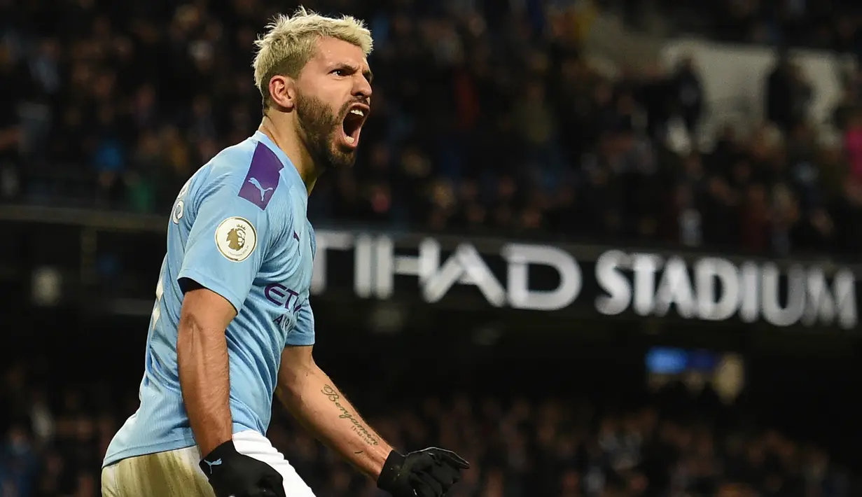 Sergio Aguero (16 gol)  - Pemain asal Argentina ini teleh menorehkan 16 gol bagi Manchester City di Premier League musim 2019/2020. (AFP/Oli Scarff)