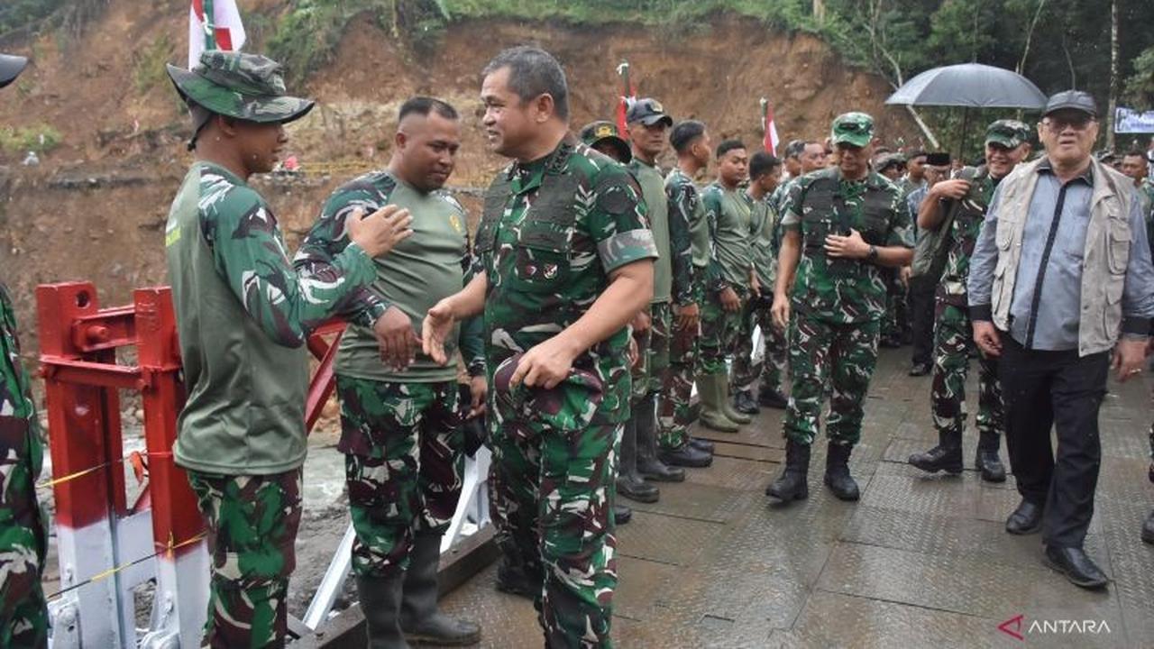 KSAD Maruli Pastikan Jembatan Bailey Pulihkan Akses Darat Vital di Aceh Pasca-Bencana