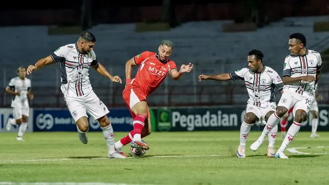 Unggul Jumlah Pemain, De Red Bicara Mentalitas Usai Kalah dari Persipura