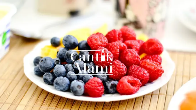 Cantik Alami: Masker Buah-buahan yang Jadikan Kulit Wajah Kenyal