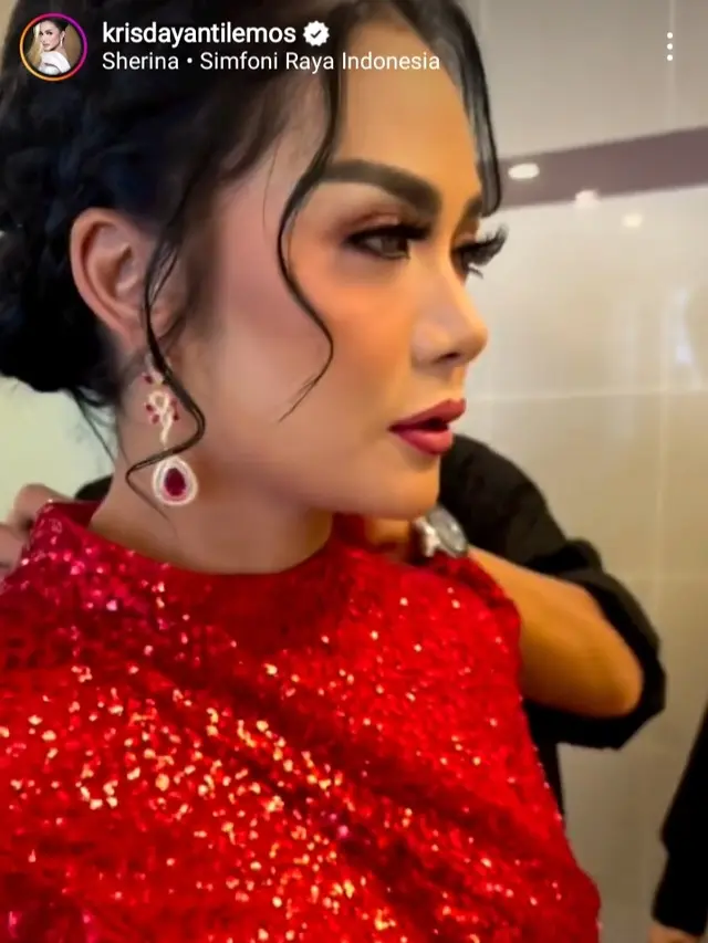 Potret Krisdayanti di acara HUT ke-50 PDIP (Foto: instagram krisdayantilemos)