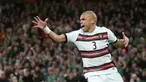 Reaksi bek timnas Portugal Pepe pada laga Grup A Kualifikasi Piala Dunia 2022 Zona Eropa melawan Republik Irlandia di Stadion Aviva, Jumat (12/11/2021) dinihari WIB. Diwarnai kartu merah Pepe, Portugal ditahan imbang 0-0 oleh Irlandia. (AP Photo/Peter Morrison)