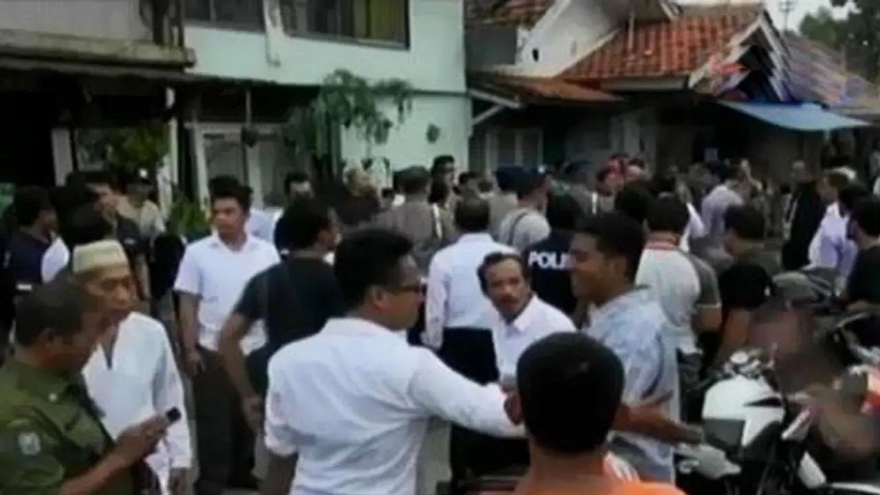Segmen 1: Polisi Diserang Warga hingga Konflik Tambang Pasir