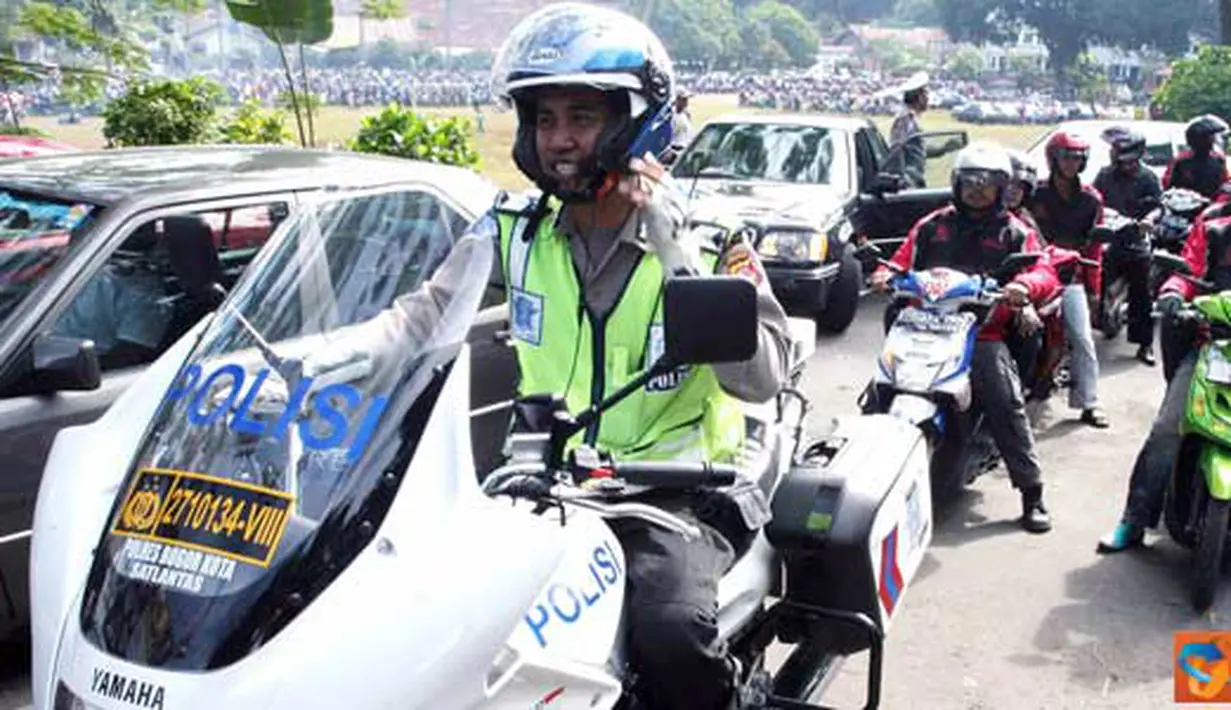 Citizen6, Bogor: Konvoi keliling dilakukan untuk berkampanye mengenai kepedulian tertib lalu lintas serta kepedulian terhadap lingkungan dalam Program Penghijauan. (Pengirim: Tri Iswanto)
