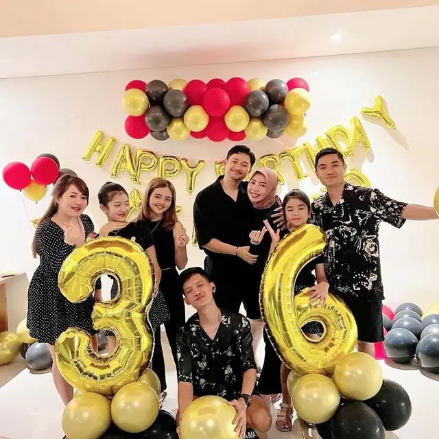 Angga Wijaya ultah ke-36