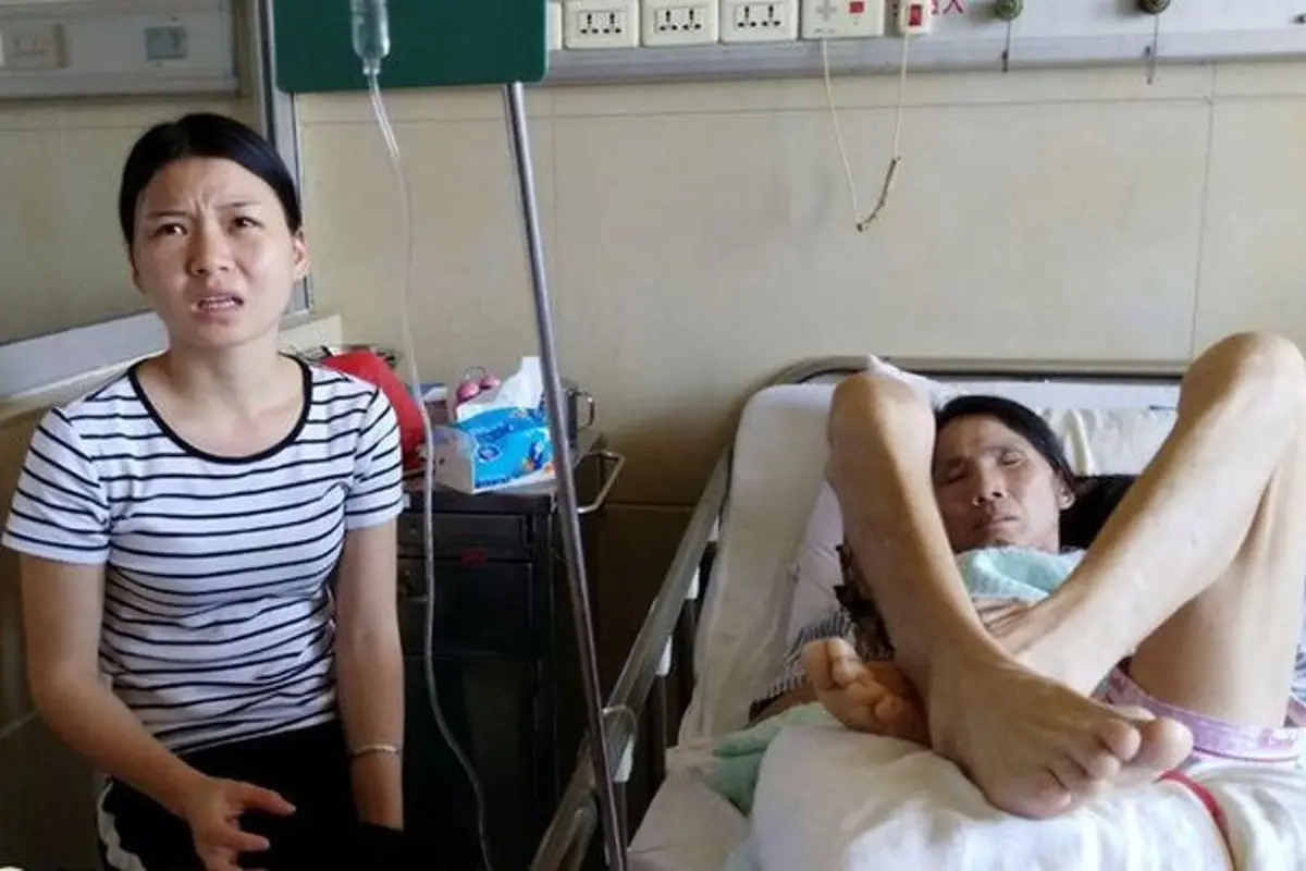 Demi Sang Ibu yang Terkapar, Gadis Ini Rela Lelang Dirinya