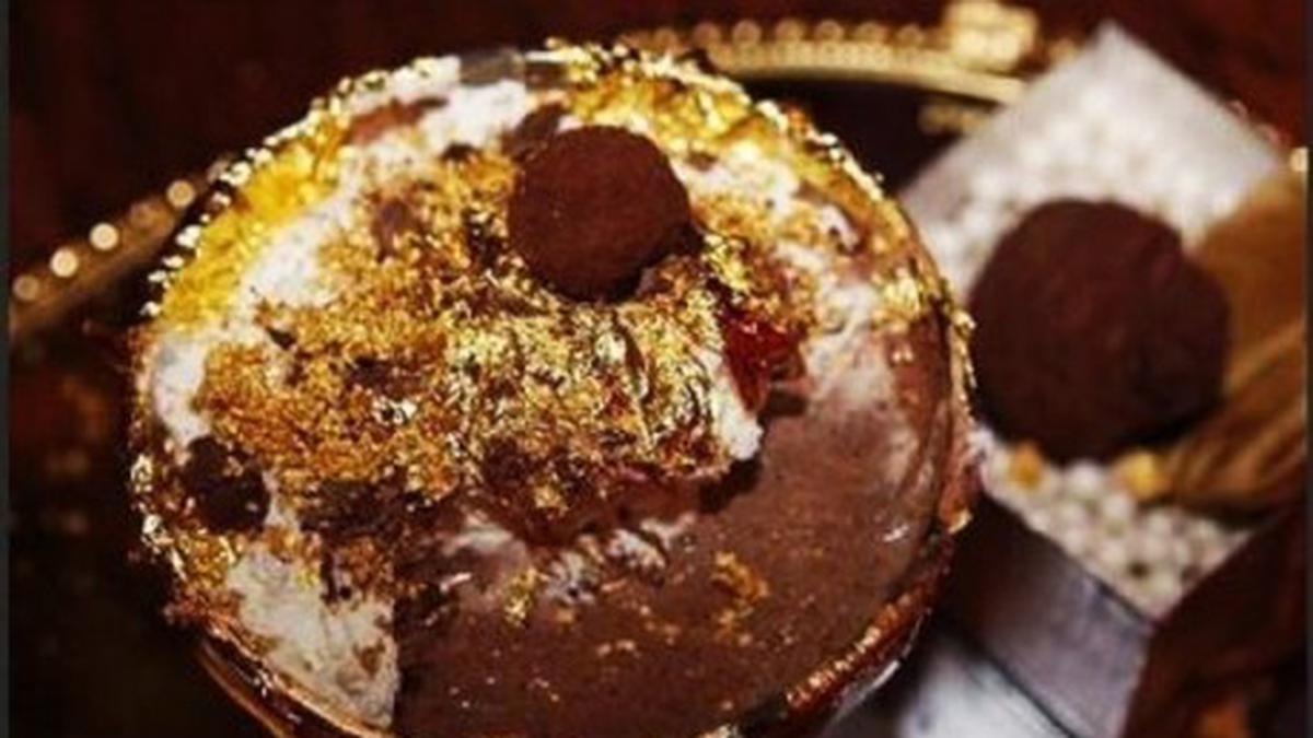 10 Cake Termahal di Dunia Mobil Aja Kalah Mahal