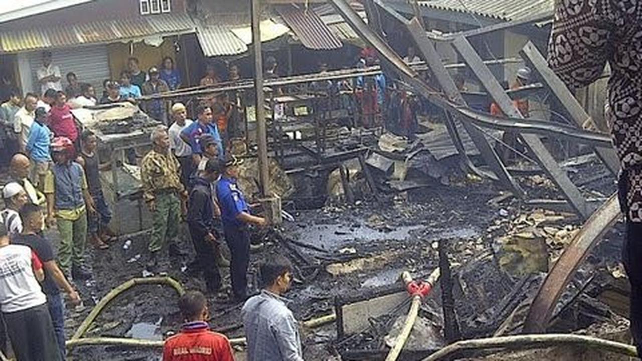Pasar Caringin di Bandung terbakar, enam kios ludes