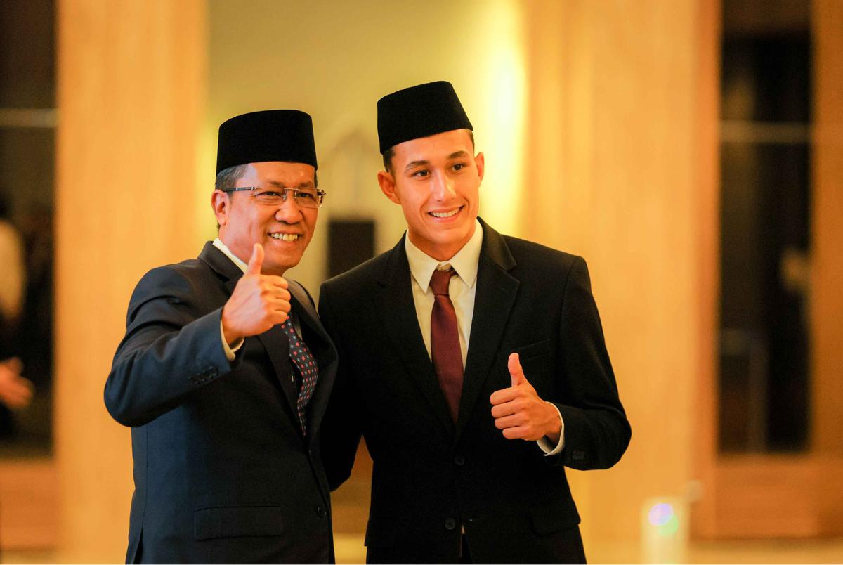 FOTO: Tambahan Amunisi Baru, Bintang Muda Belanda Miliano Jonathans Resmi Jadi WNI