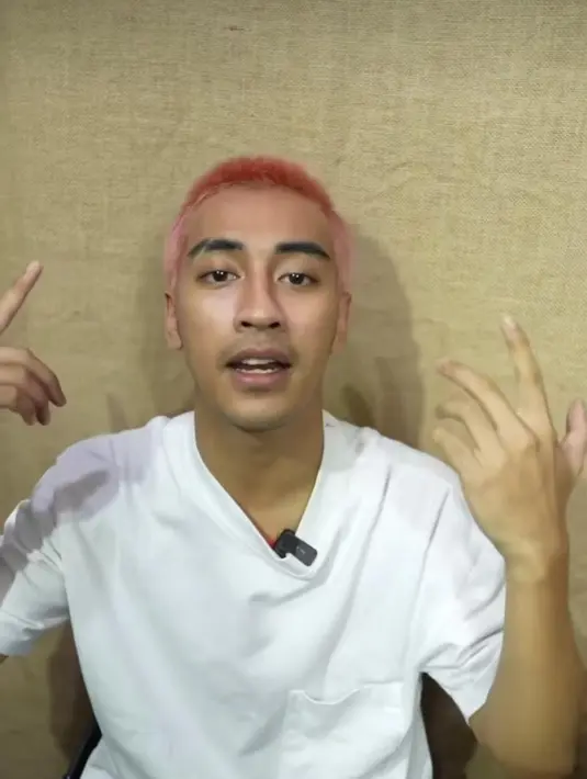 6 Potret Abidzar Al Ghifari Dengan Penampilan Baru Rambut Cepak Pink Yang Nyentrik Photo 3371