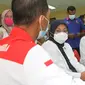 Menaker Ida Fauziyah meninjau Posko  THR di Kabupaten Tangerang (dok: Kemnaker)
