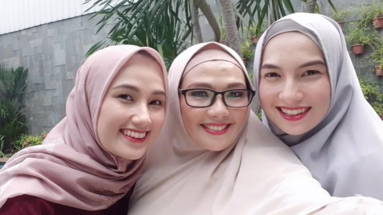 7 Potret Adik Andhika Pratama yang Cantik-cantik, Wajah Mirip Elea Anak Ussy Sulistiawaty
