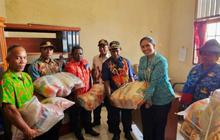 PKK Kabupaten Jayapura Perkuat Intervensi Stunting, Salurkan Bantuan dan Edukasi di Kaureh