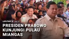 Bernyanyi dan berjoget bersama warga Miangas, Presiden Prabowo Subianto berjanji akan perbaiki sekolah, puskesmas, dan membangun kampung nelayan di Miangas, pulau terluar Indonesia.
