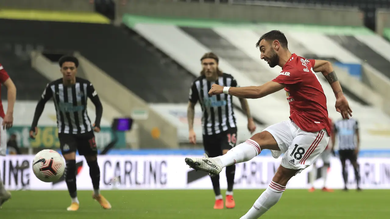 Gelandang MU Bruno Fernandes