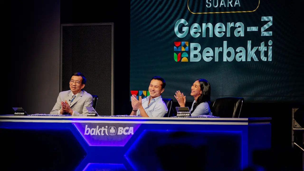 Nicholas Saputra terlibat aktif dalam program Genera-Z Berbakti