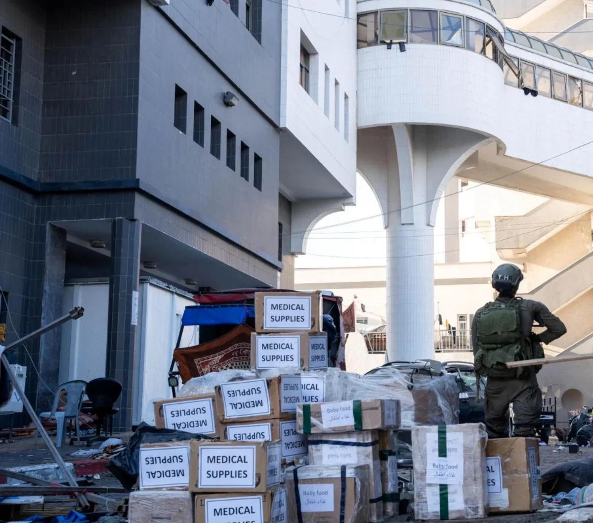 Produk-produk ekspor Indonesia ke Palestina meliputi ekstrak, esens, dan konsentrat kopi, teh, pasta, roti, pastri, kue, biskuit, dan peralatan toko roti, piring, alas, dan perkakas dari karet vulkanisir, arang kayu.&nbsp;