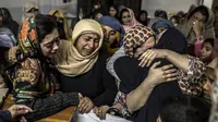 Suasana duka dan kemarahan mewarnai pemakaman korban tewas dalam serangan Taliban di sekolah di Peshawar, Pakistan.