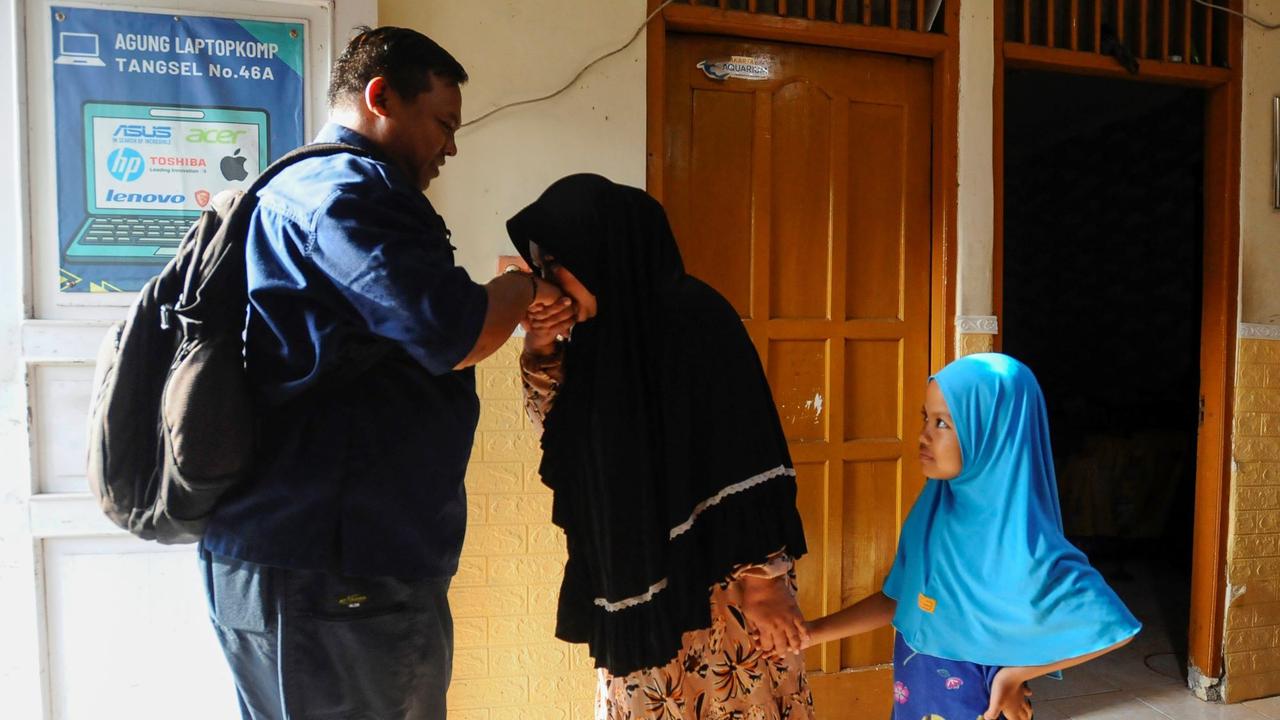 Semangat Guru Difabel di YPAC