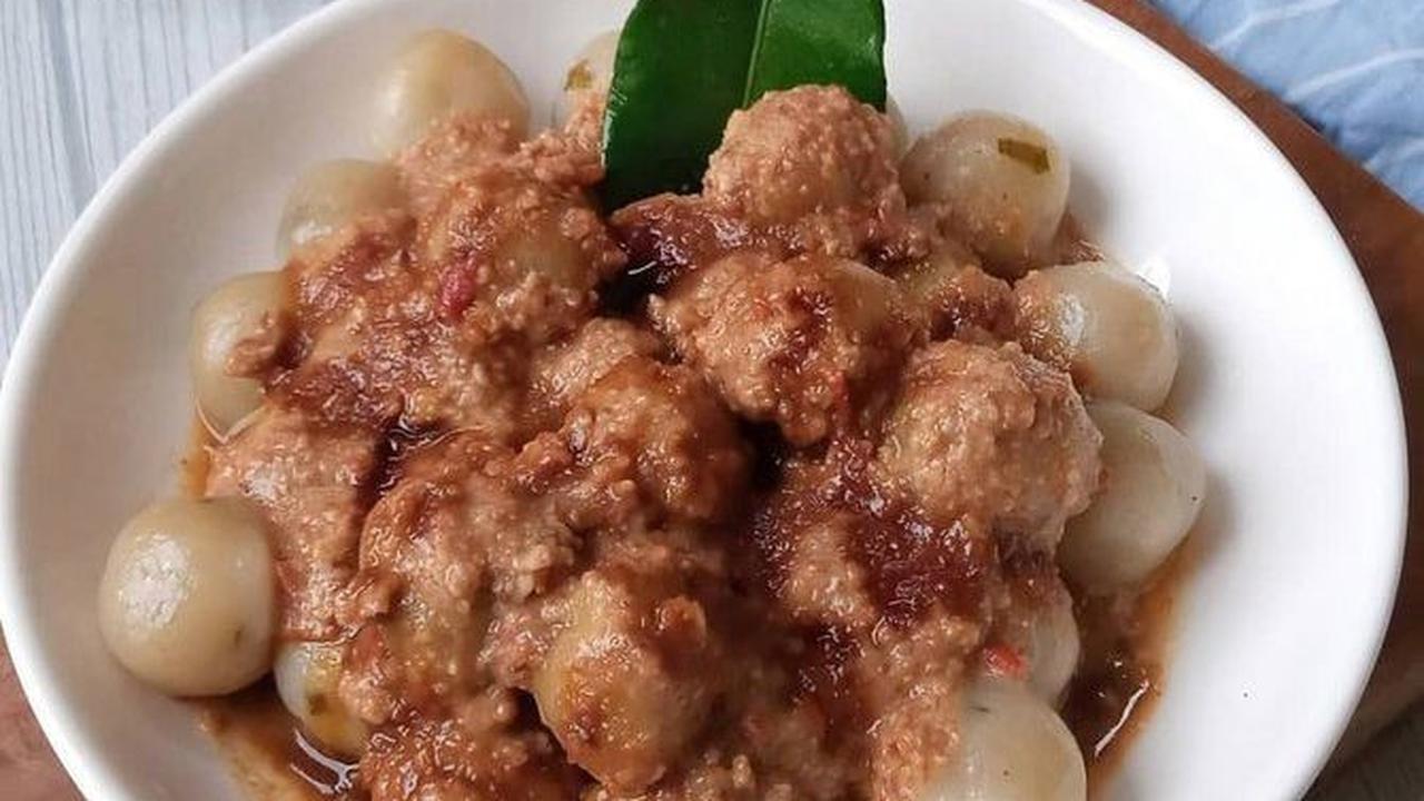 <b>7. Resep Cilok Sapi Bumbu Kacang</b>