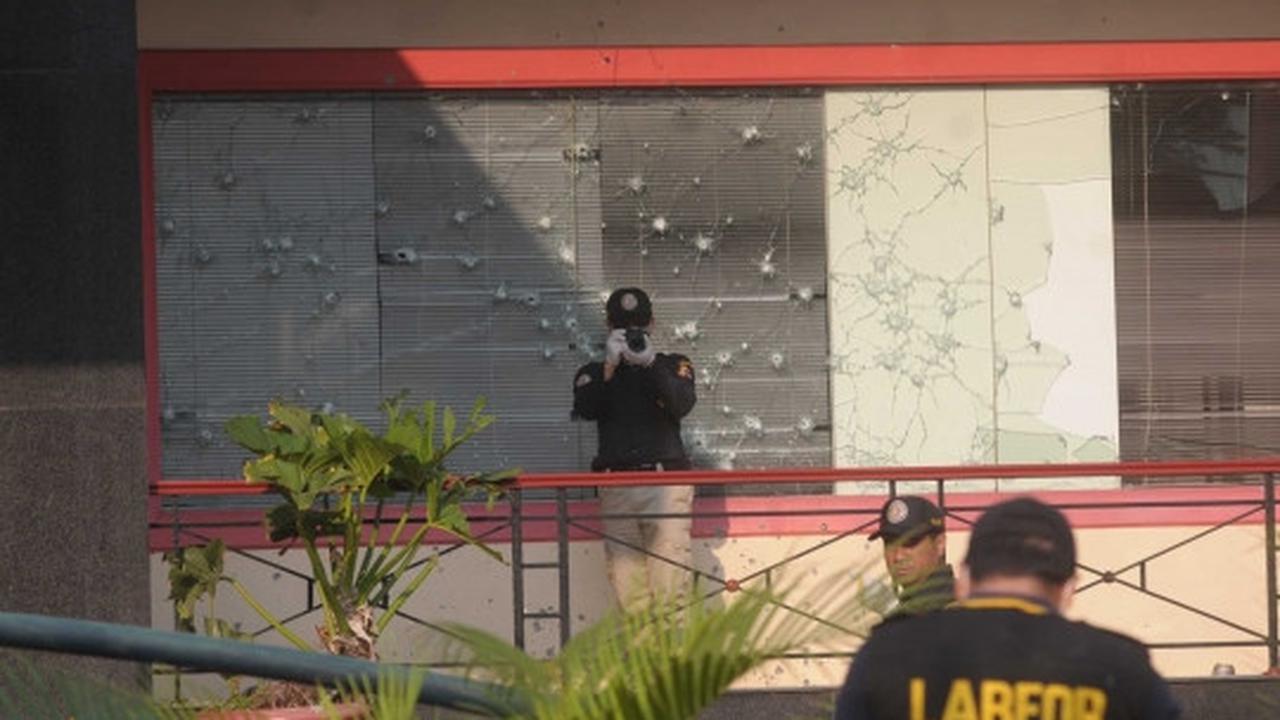 Puslabfor Polri olah TKP ledakan diduga granat di Duren Sawit