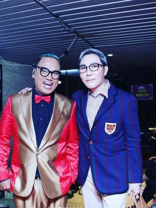 10 Potret Kedekatan Bos TV Otis Hahijary dengan Artis Papan Atas, Akrab Banget