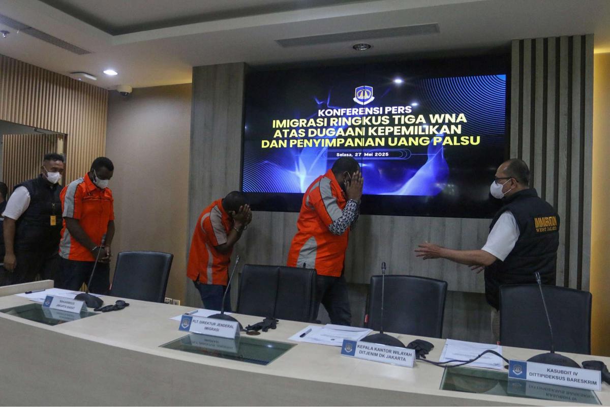 Tiga WNA ditangkap karena kasus uang palsu